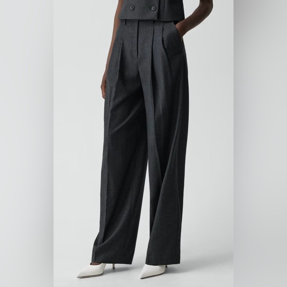 Theory Pants - Theory Double Pleat Pant Sleek Virgin Wool Flannel Charcoal Gray Size 4 Wide Leg